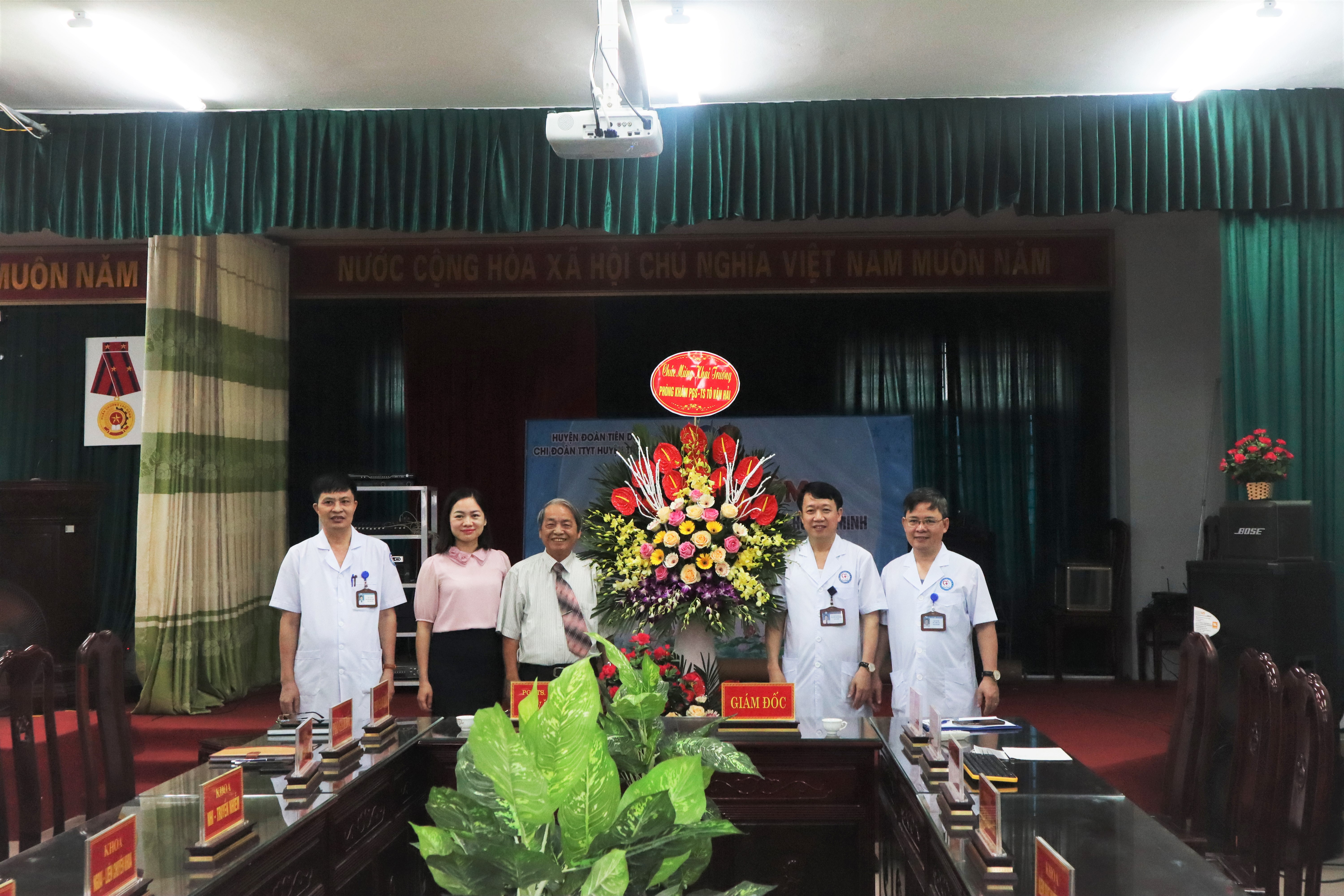Trung tâm Y tế huyện Tiên Du mời Bác sĩ chuyên gia đầu ngành về hỗ trợ chuyên môn