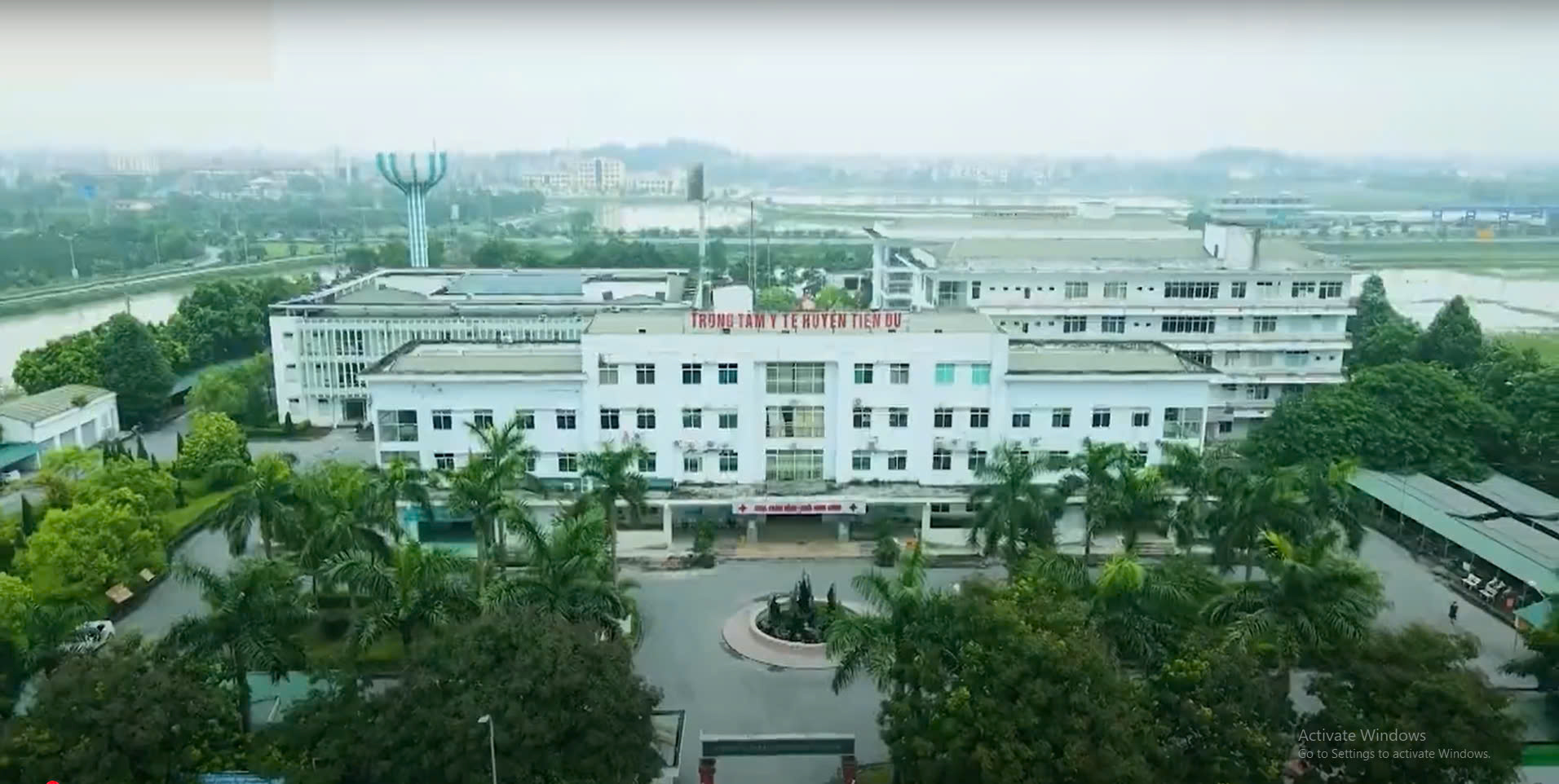 Quyết định của Chủ tịch UBND tỉnh về Tổ chức lại Trung tâm Y tế cấp huyện